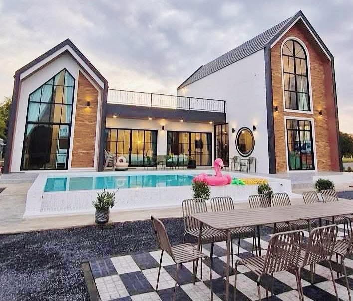 ไทม์เลส เมมโมรี่ พูลวิลล่า นครนายก พูลวิลล่านครนายก