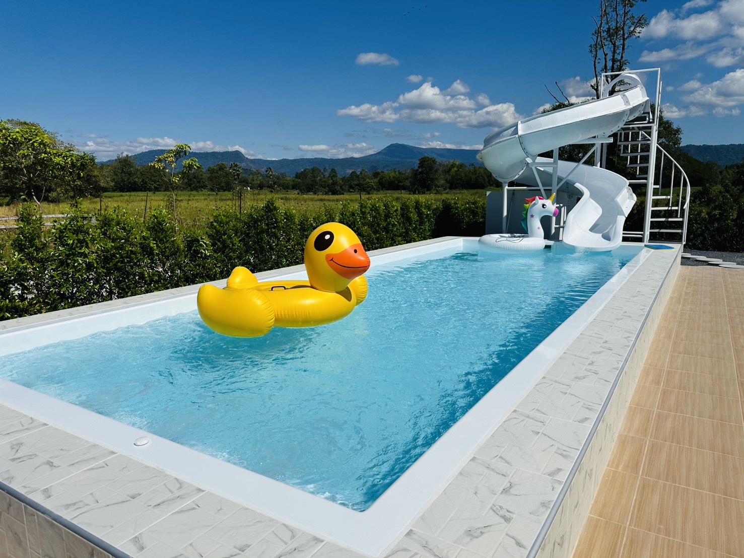 โอยู พูลวิลล่า นครนายก